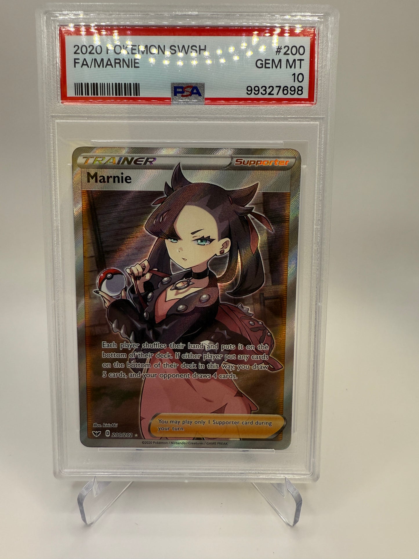 PSA 10 Gem Mint - Marnie #200 Pokemon Sword & Shield, Graded